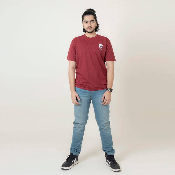 Men’s NY Logo Essential Tee – Maroon